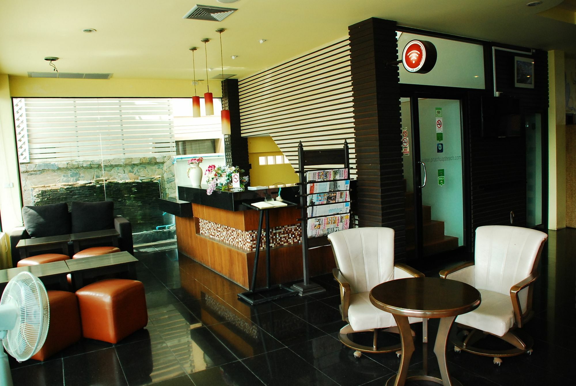 Prachuap Beach Hotel Prachuap Khiri Khan Ngoại thất bức ảnh
